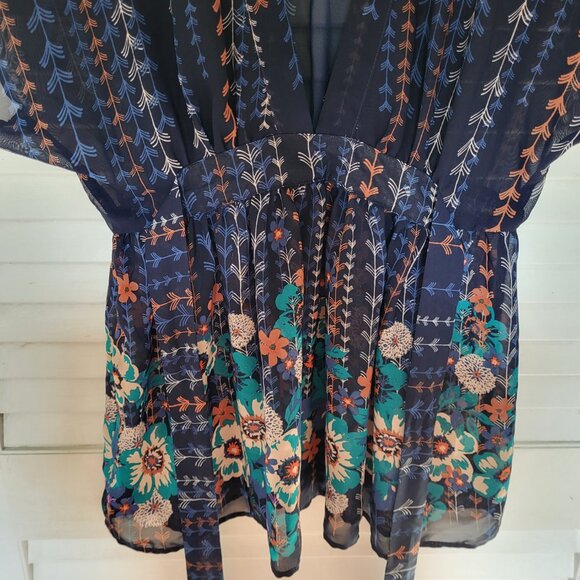 Xhilaration Women's Sheer Blouse Medium Navy BLUE Deep V-Neckline Tie Waist EUC - Picture 5 of 6
